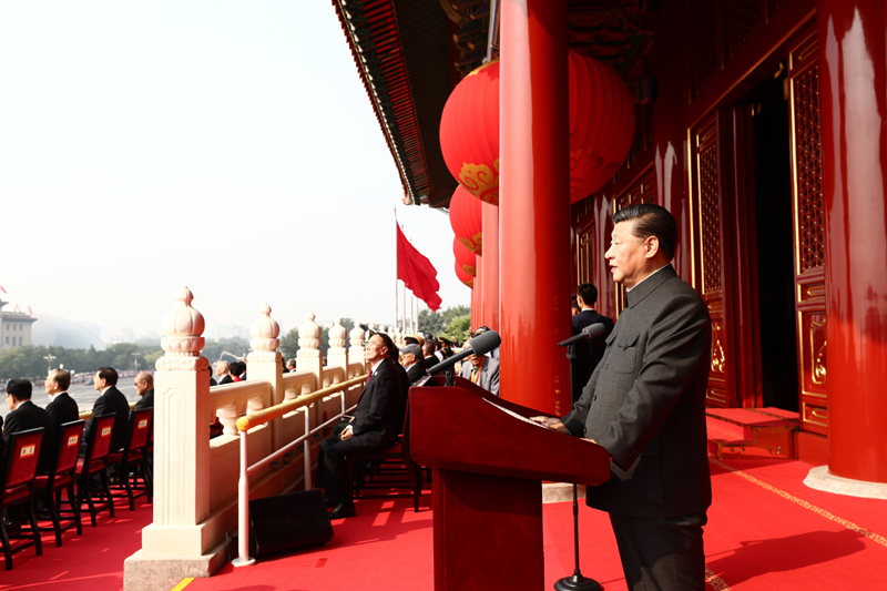 10月1日上午，慶祝中華人民共和國(guó)成立70周年大會(huì)在北京天安門(mén)廣場(chǎng)隆重舉行。中共中央總書(shū)記、國(guó)家主席、中央軍委主席習(xí)近平發(fā)表重要講話(huà)。